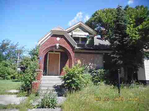 2538 Fullerton (1)_m.jpg